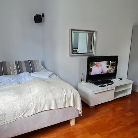 Everysky - Konstytucji 3 Go Maja 66-2 *