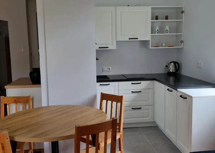 Everysky - Konstytucji 3 Go Maja 66-2 * Karpacz